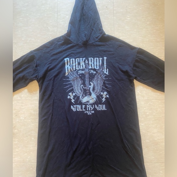 Baggy rock and roll sweater🤘 - Picture 1 of 4